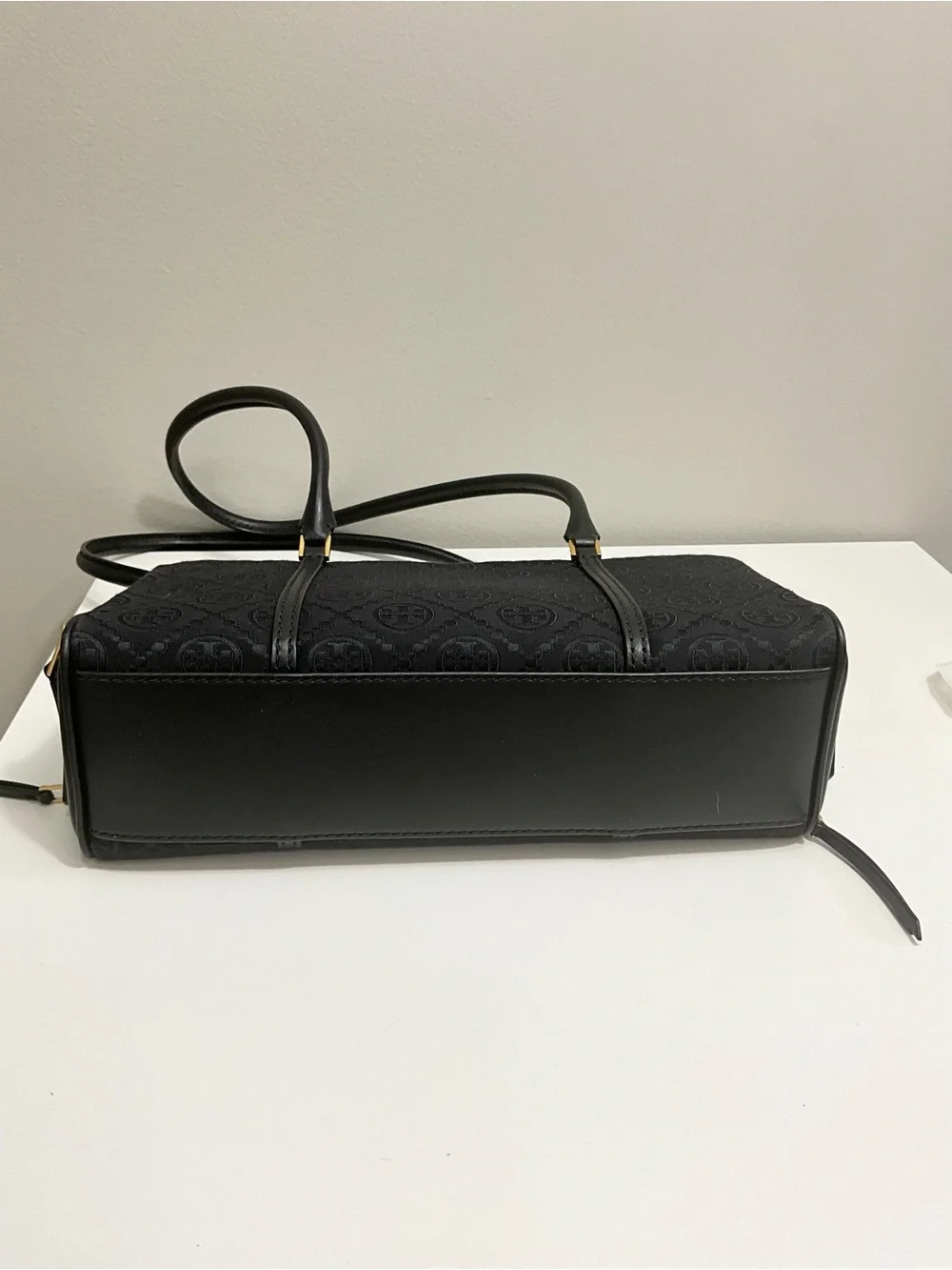 Tory Burch Black T Monogram Marshmallow Jacquard Shoulder Bag  Gold Hardware